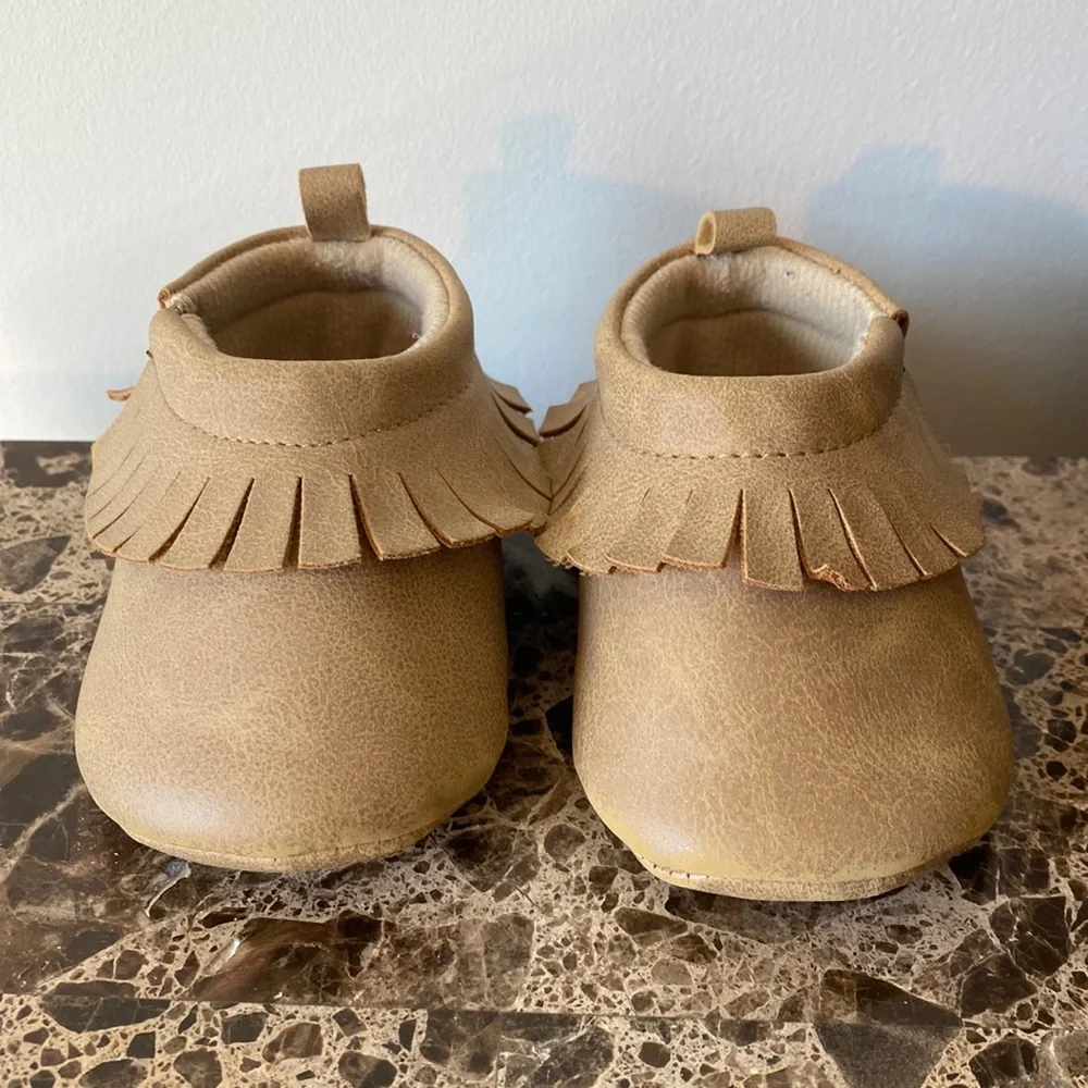 0-3M camel colored fringe trim soft sole shoes